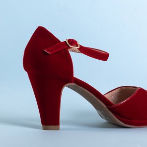 Красные женские босоножки на каблуке Idela