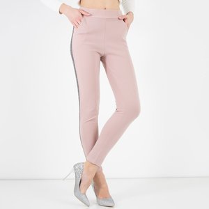 Розовые женские брюки с лампасами