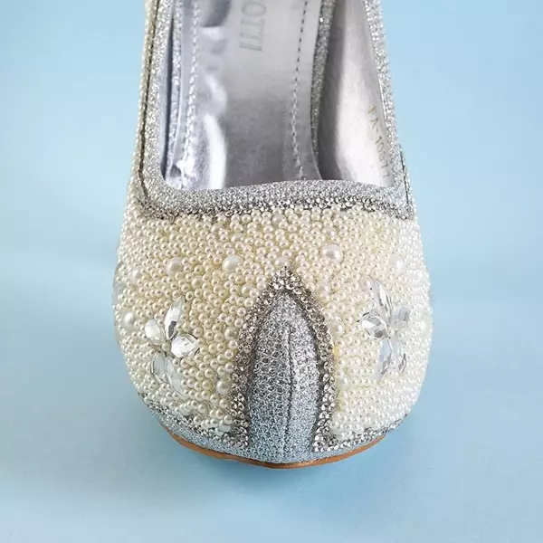 OUTLET Срібні блискучі туфлі на підборі на шпильці Nenah - Взуття