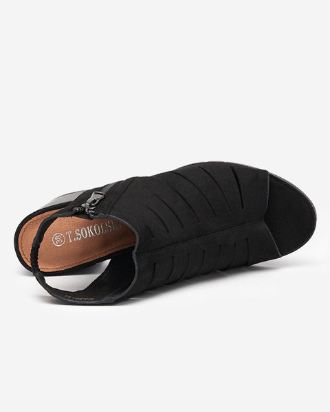 OUTLET Жіночі босоніжки з вирізами чорного кольору Athief- Footwear