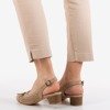 Жіночі сандалії на низькому каблуці Lecaone Camel - Взуття